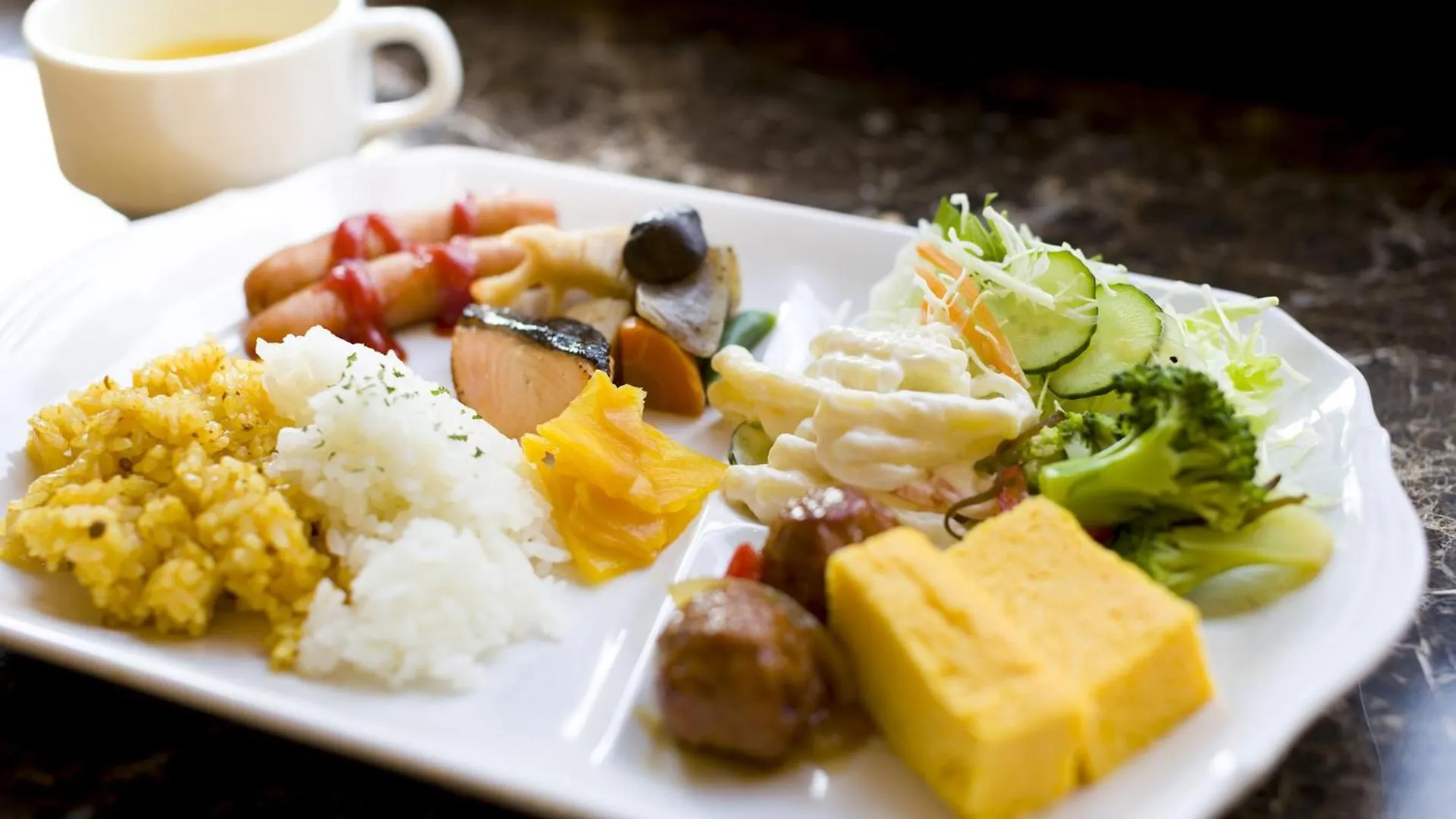 Отель Toyoko Inn Tokyo Haneda Airport No.2